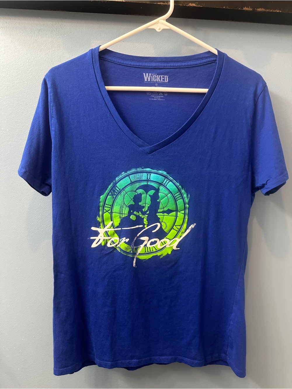 Wicked t-shirt V neck Size XL Blue Ombre Song For Good Wickedon Clock RARE